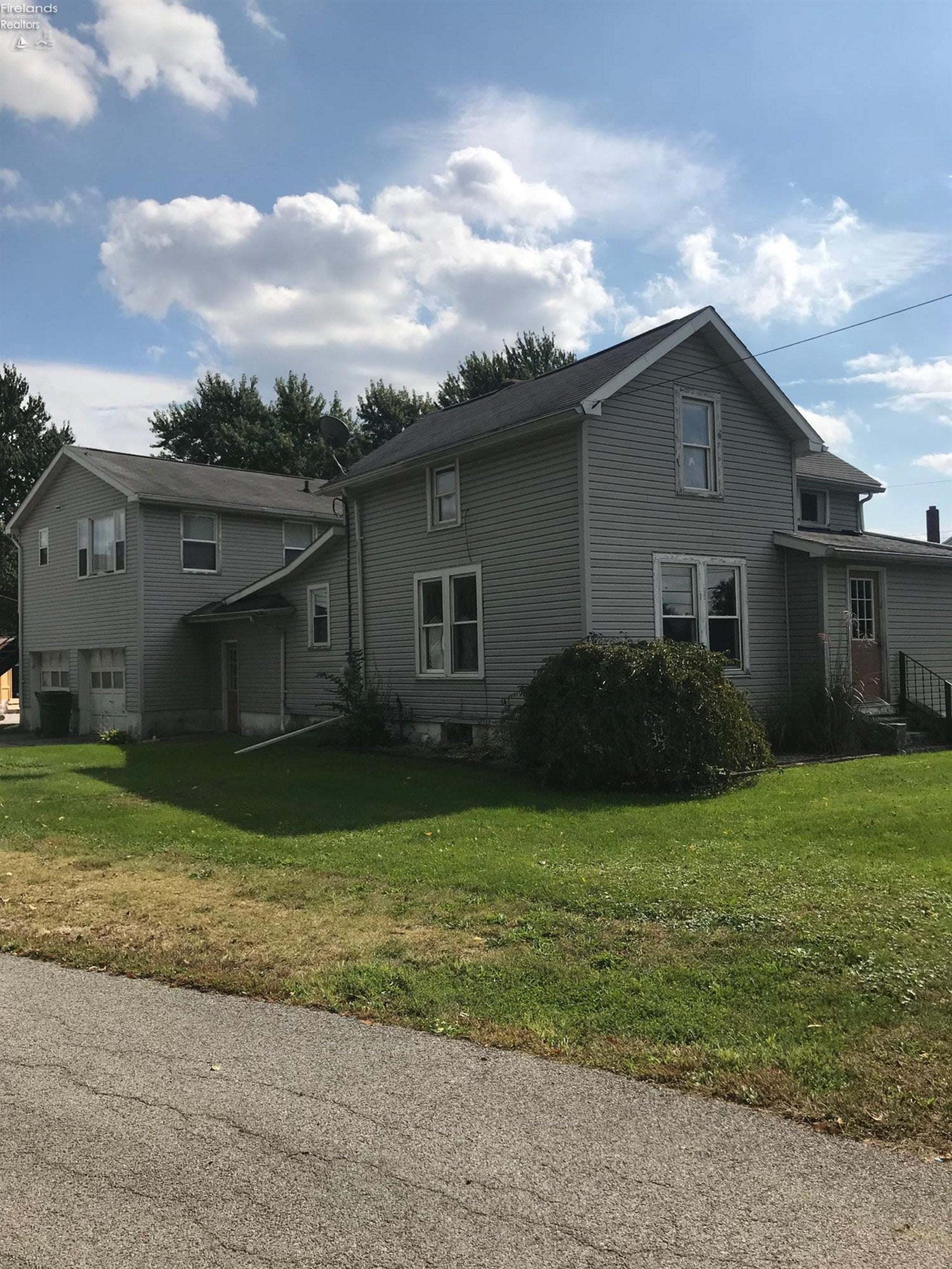 1707 Port Clinton Road Fremont, OH 43420 - Photo 1 of 22 Gallery Image 1