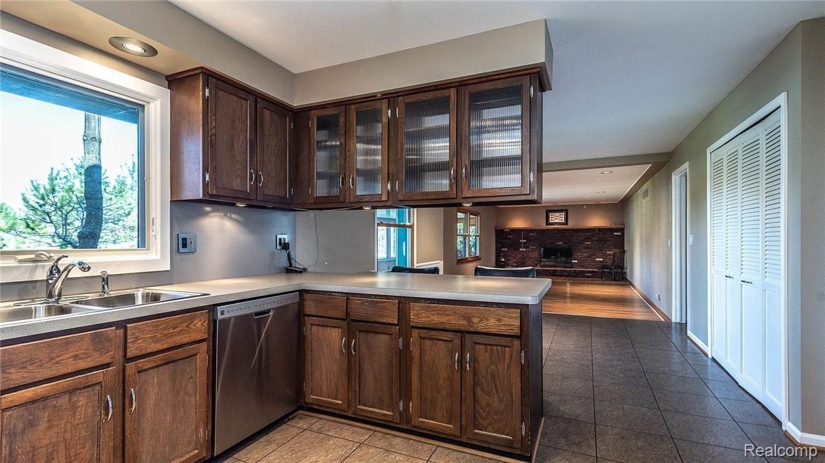 20825 Napier Road Northville, MI 48167 - Photo 17 of 52 032_44.jpg