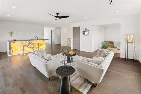 $3,150,000 | 2610 Westgrove Lane, Houston, TX 77027