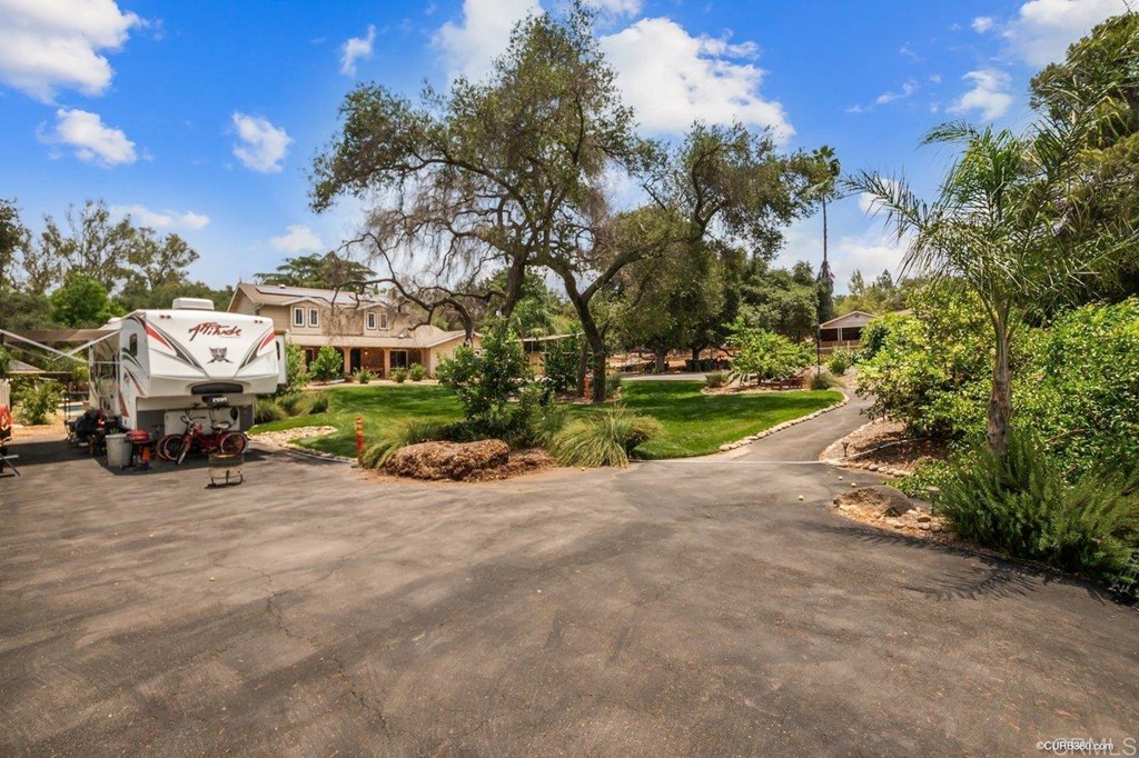 1240 South Grade Road Alpine, CA 91901 - Photo 2 of 28