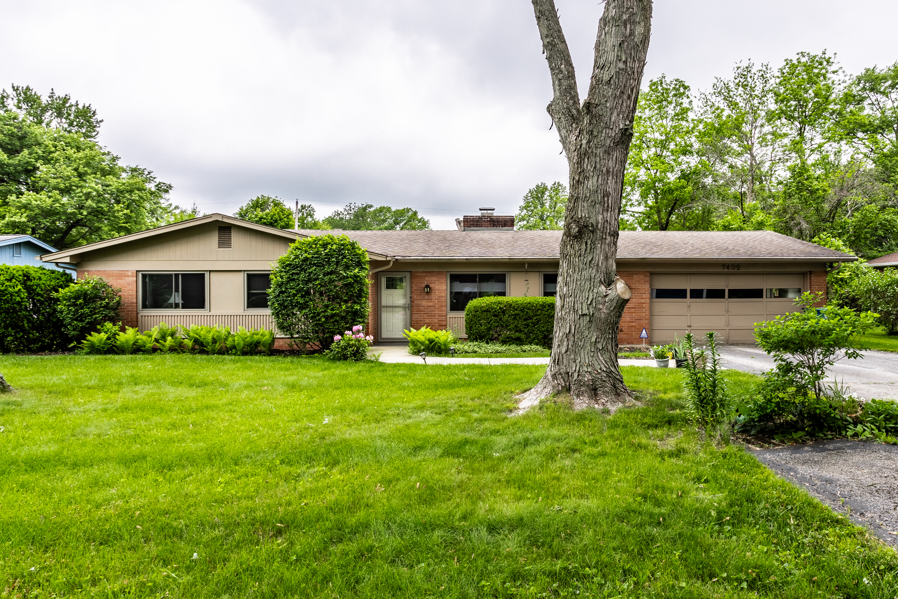 7402 Graham Road Indianapolis, IN 46250 - Photo 1 of 33 Gallery Image 1