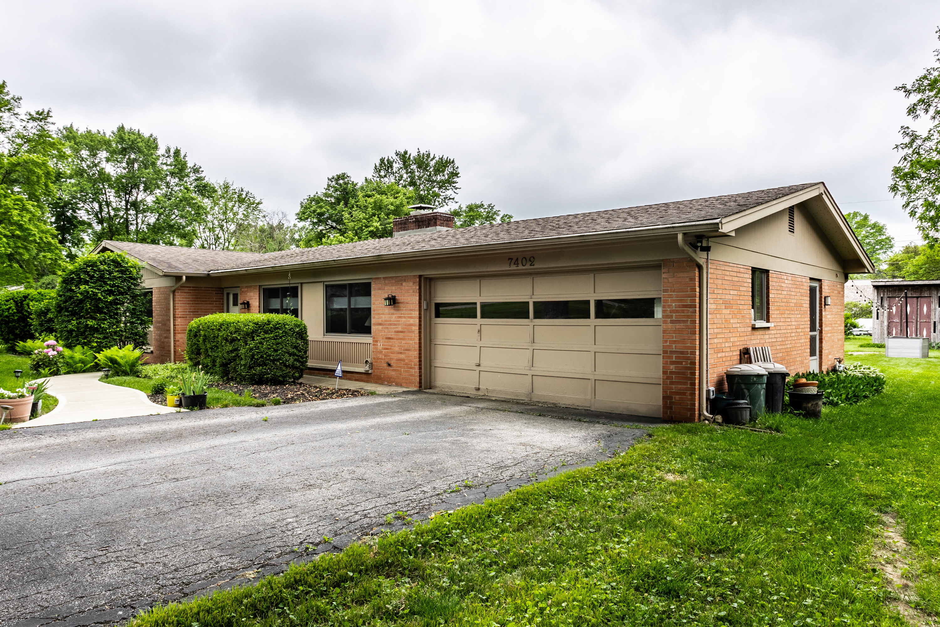 7402 Graham Road Indianapolis, IN 46250 - Photo 2 of 33 Gallery Image 2