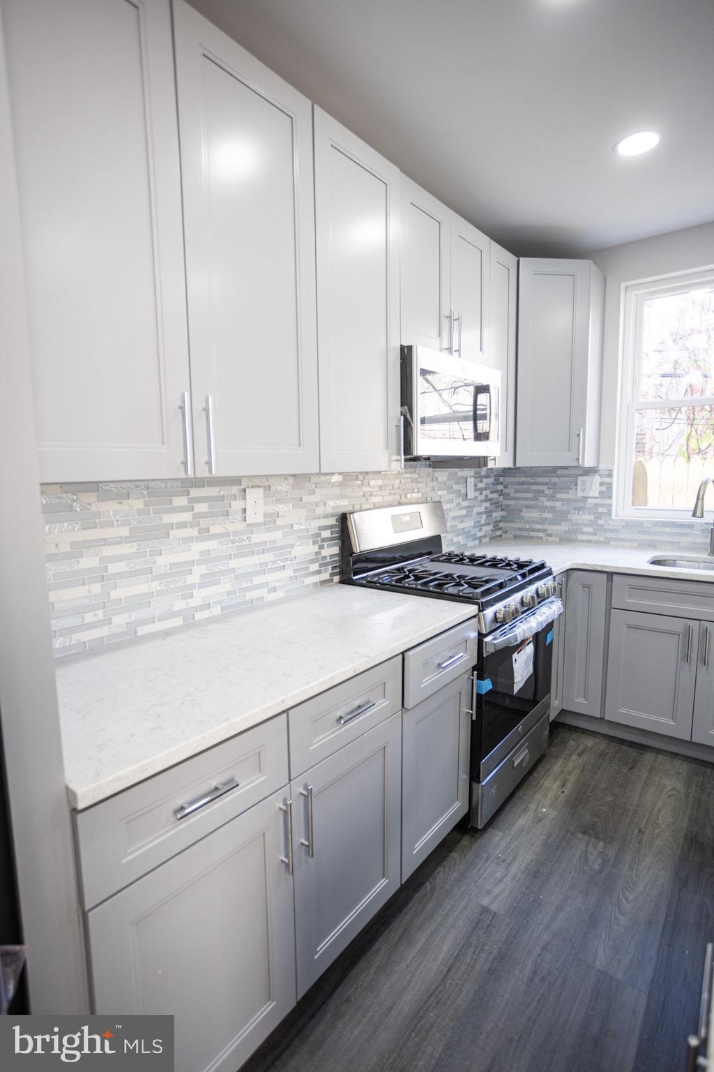 3230 Fontain Street Philadelphia, PA 19121 - Photo 12 of 36