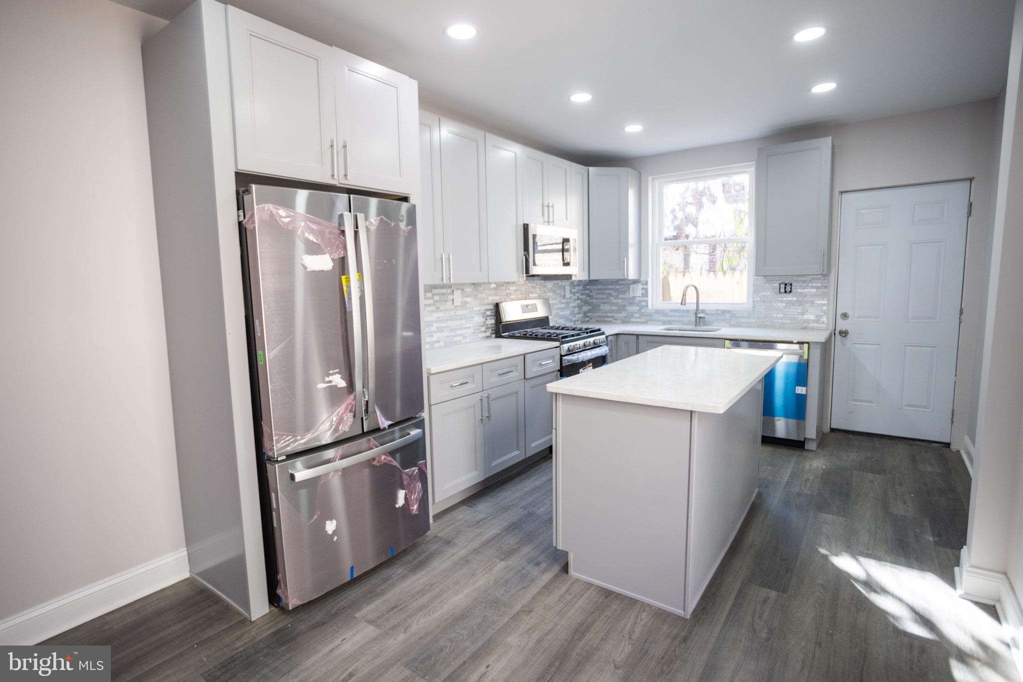 3230 Fontain Street Philadelphia, PA 19121 - Photo 9 of 36