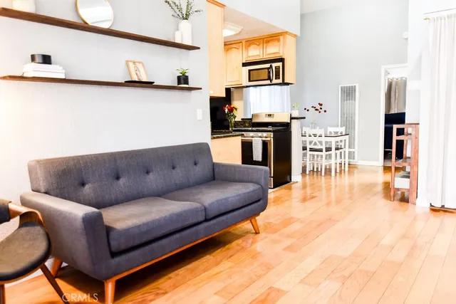 $315,000 | 1070 Temple Avenue, Long Beach, CA 90804