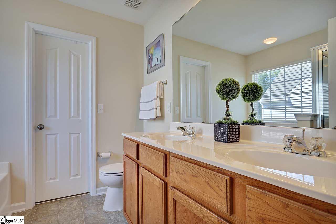 109 Groveview Trail Mauldin, SC 29662 - Photo 24 of 36 Gallery Image 24
