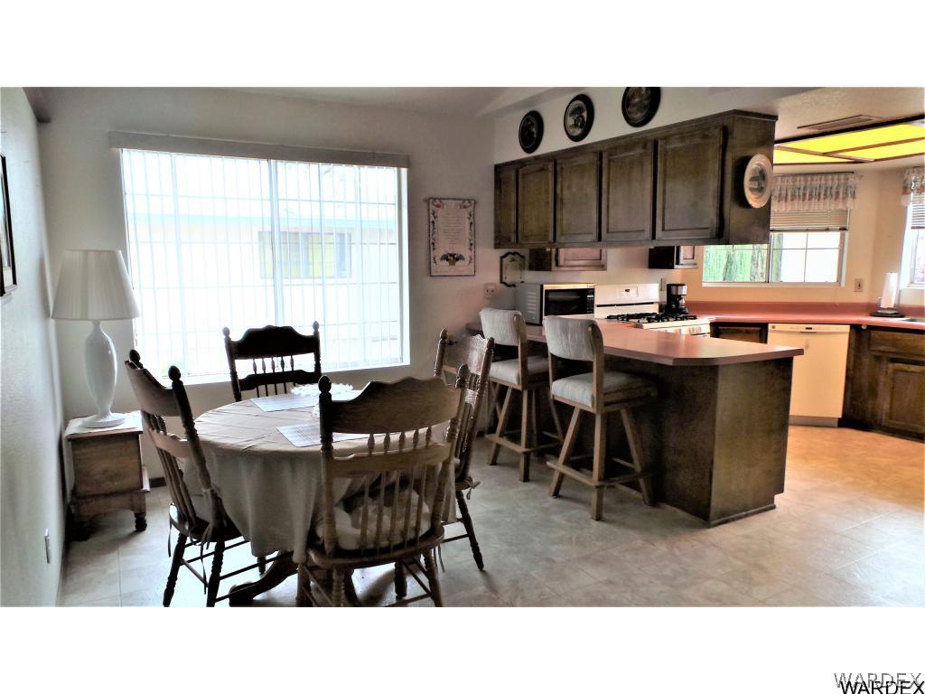 2739 Ricca Court Kingman, AZ 86401 - Photo 3 of 18 Dining Area Open to Kitchen
