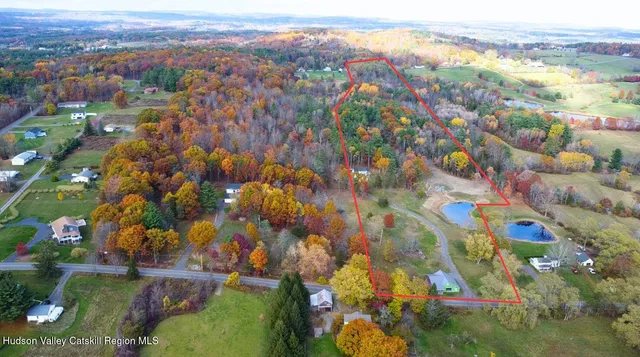 $749,000 | 674 Sunny Hill Road, Greenville, NY 12083