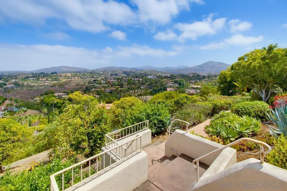 18103 Via Ascenso Rancho Santa Fe, CA 92067 - Photo 57 of 71