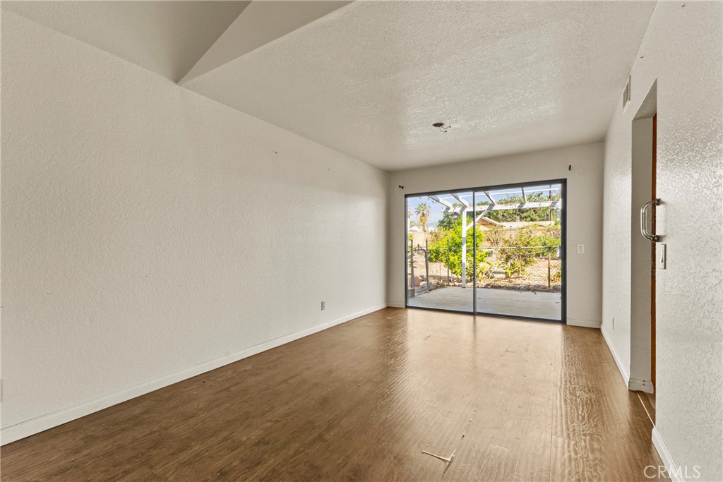 327 Fargo Road San Dimas, CA 91773 - Photo 11 of 42