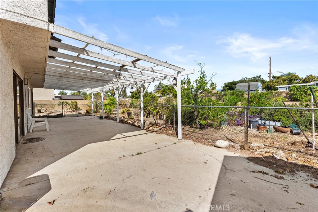 327 Fargo Road San Dimas, CA 91773 - Photo 35 of 42