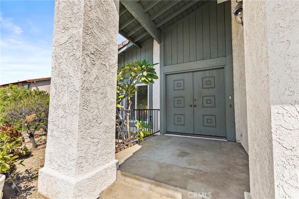 327 Fargo Road San Dimas, CA 91773 - Photo 5 of 42