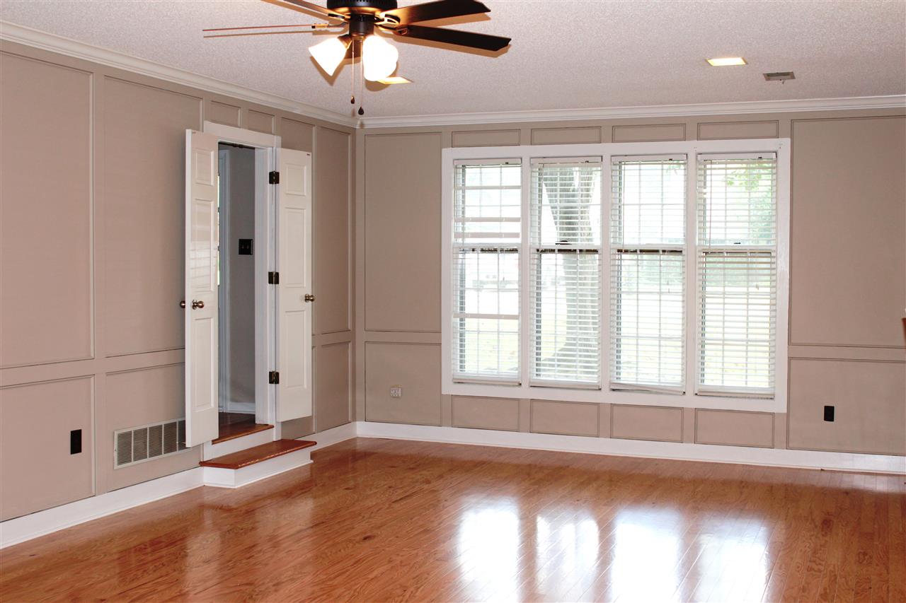 2076 Newfields Road Germantown, TN 38139 - Photo 7 of 17 Gallery Image 7