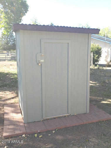 4255 East Beaver Vista Road Rimrock, AZ 86335 - Photo 17 of 31 Pump house