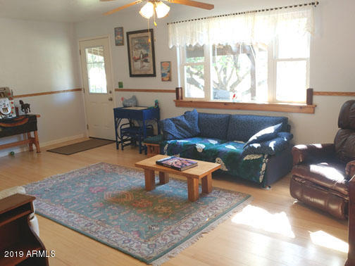 4255 East Beaver Vista Road Rimrock, AZ 86335 - Photo 3 of 31 Great Room