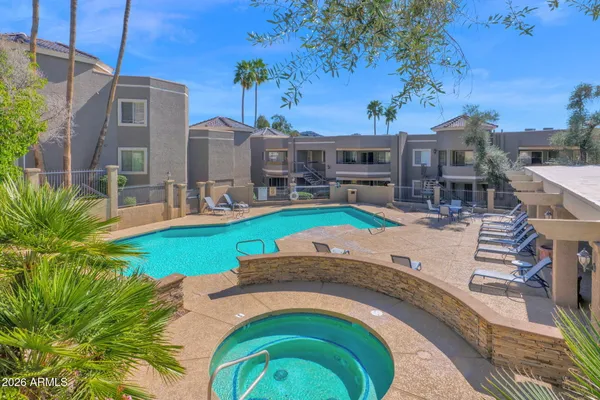 $229,900 | 1720 East Thunderbird Road, Unit 2060, Phoenix, AZ 85022