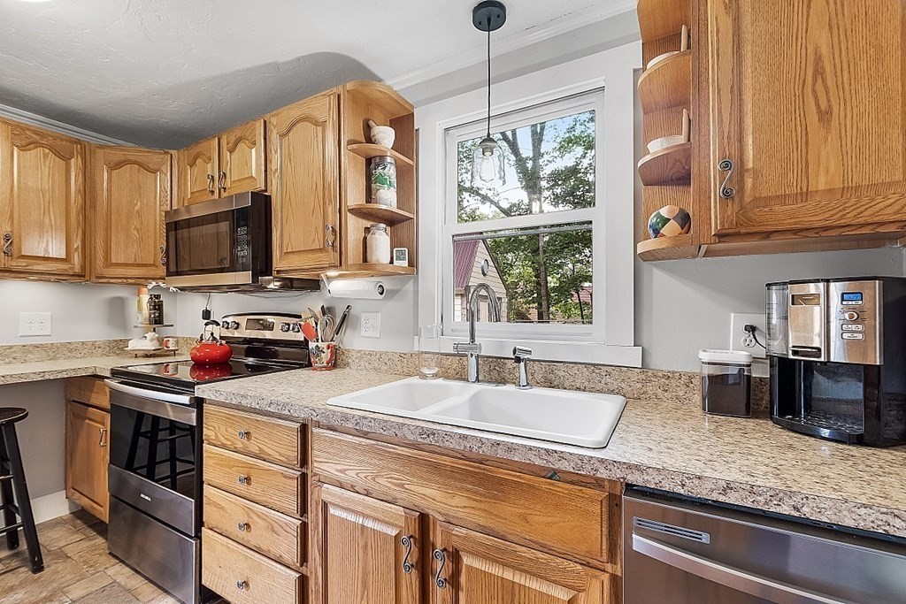 157 Dunn Road Ashburnham, MA 01430 - Photo 12 of 42