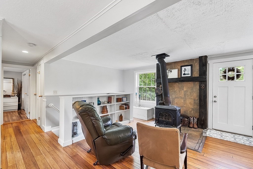 157 Dunn Road Ashburnham, MA 01430 - Photo 7 of 42