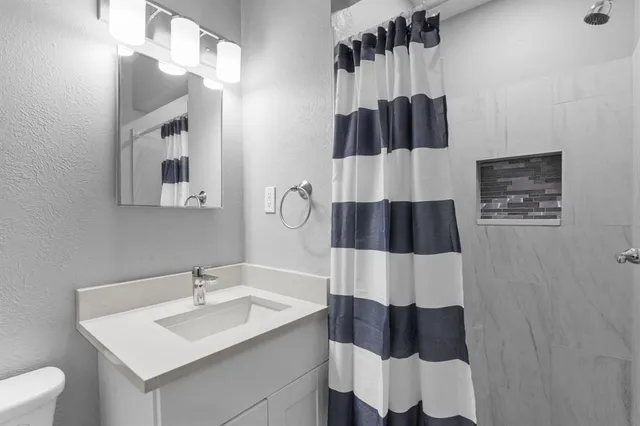 $319,000 | 1021 Blue Lake Drive, Fort Worth, TX 76103