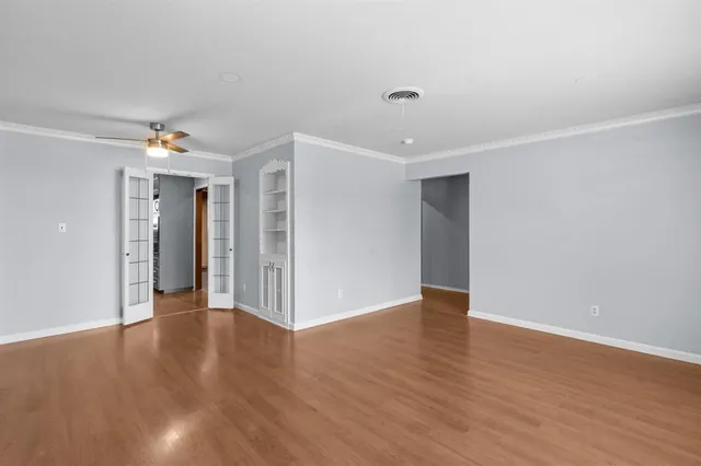 $319,000 | 1021 Blue Lake Drive, Fort Worth, TX 76103