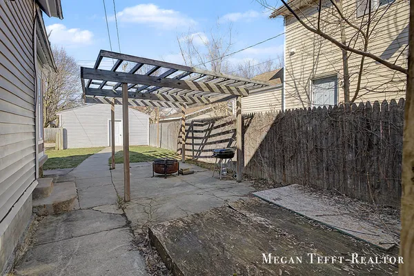 $299,000 | 1113 Alpine Avenue Northwest, Grand Rapids, MI 49504