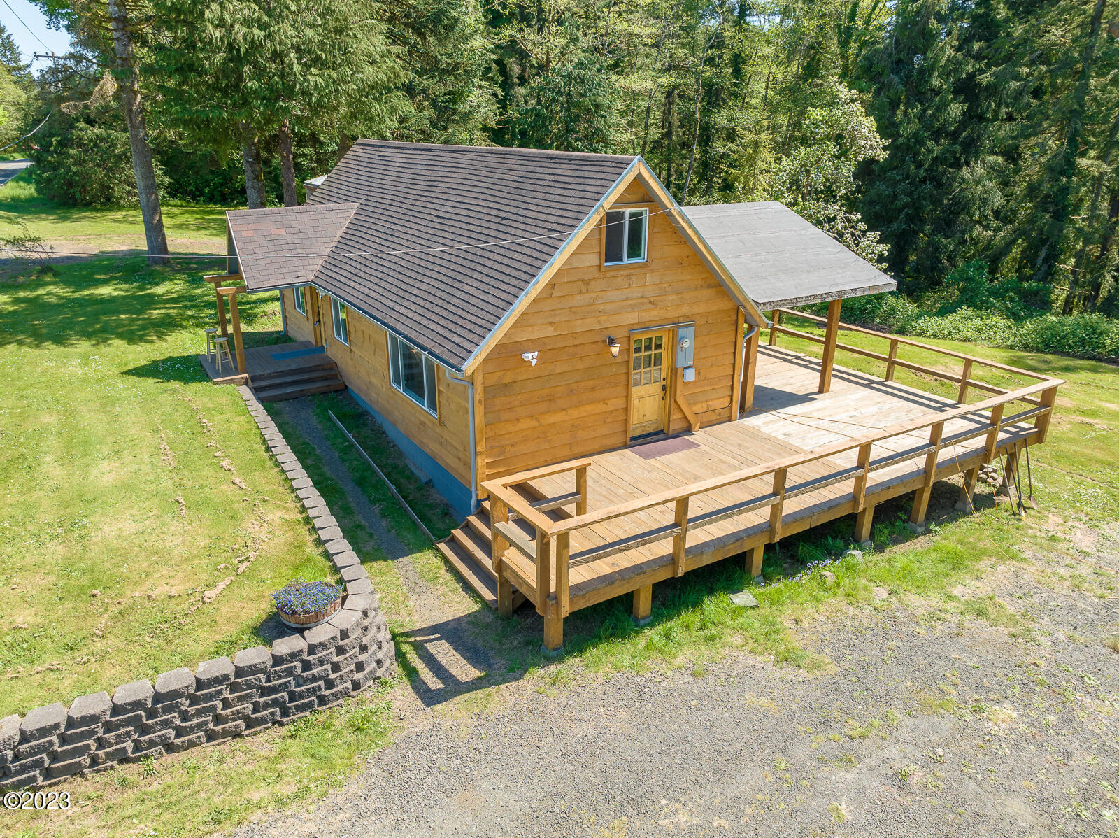 230 Elk City Road Toledo, OR 97391 - Photo 4 of 40 230 Elk City Road