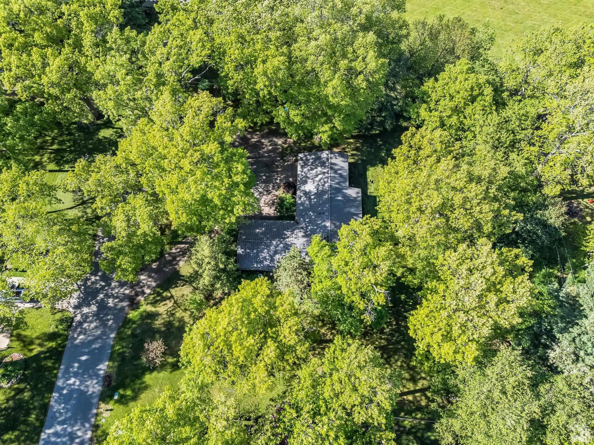 308 Gorham Road Goshen, IN 46528 - Photo 3 of 33 Gallery Image 3