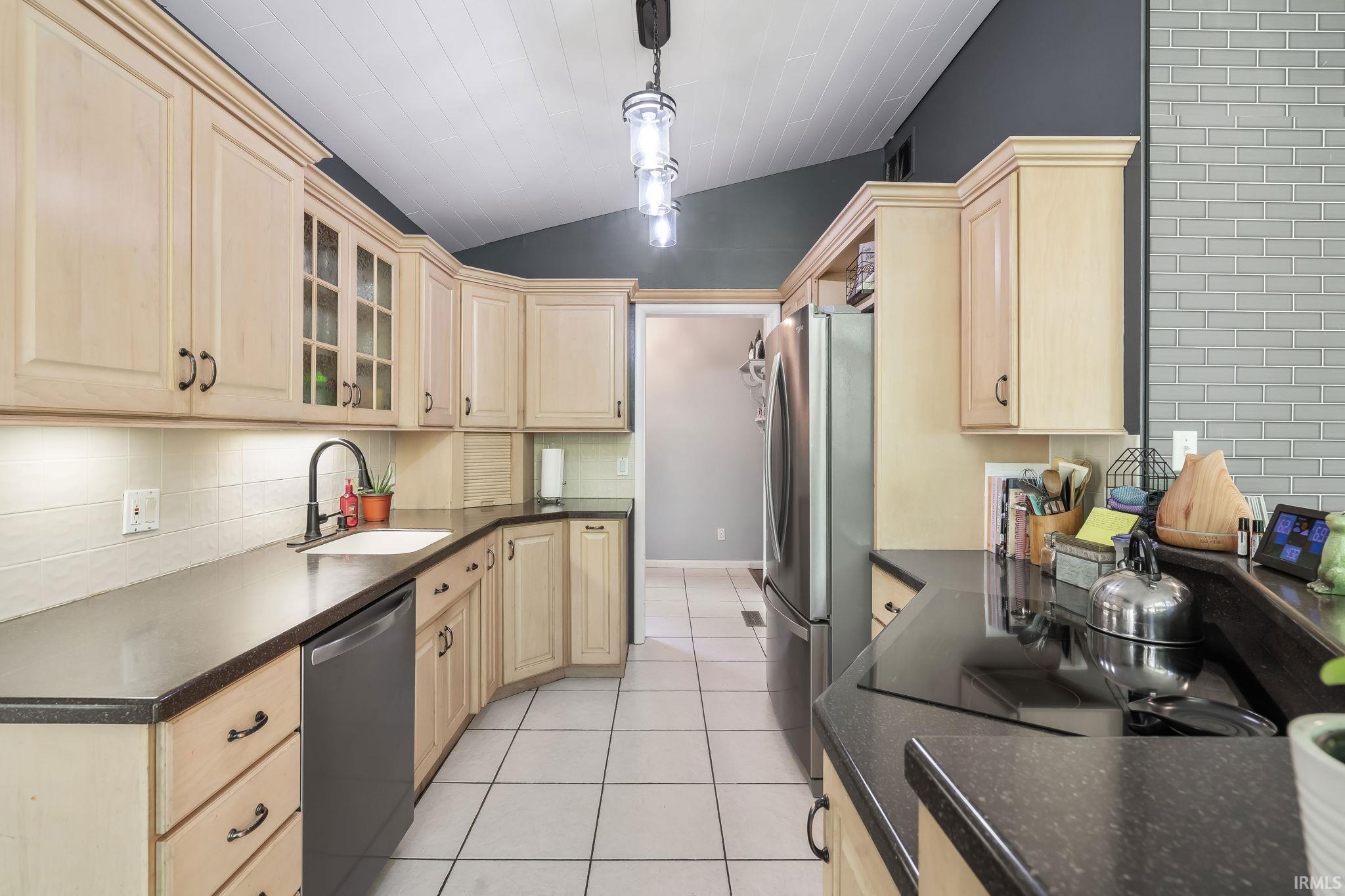 308 Gorham Road Goshen, IN 46528 - Photo 7 of 33 Gallery Image 7
