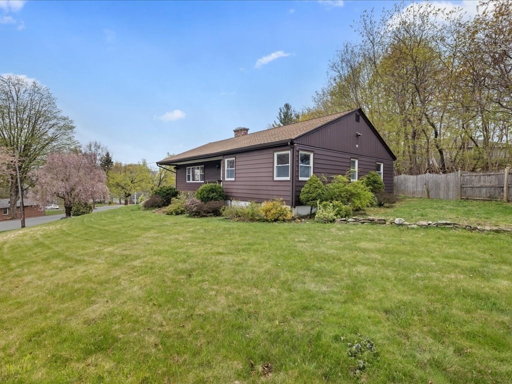 5 Rustic Drive Worcester, MA 01609 - Photo 1 of 40 Gallery Image 1