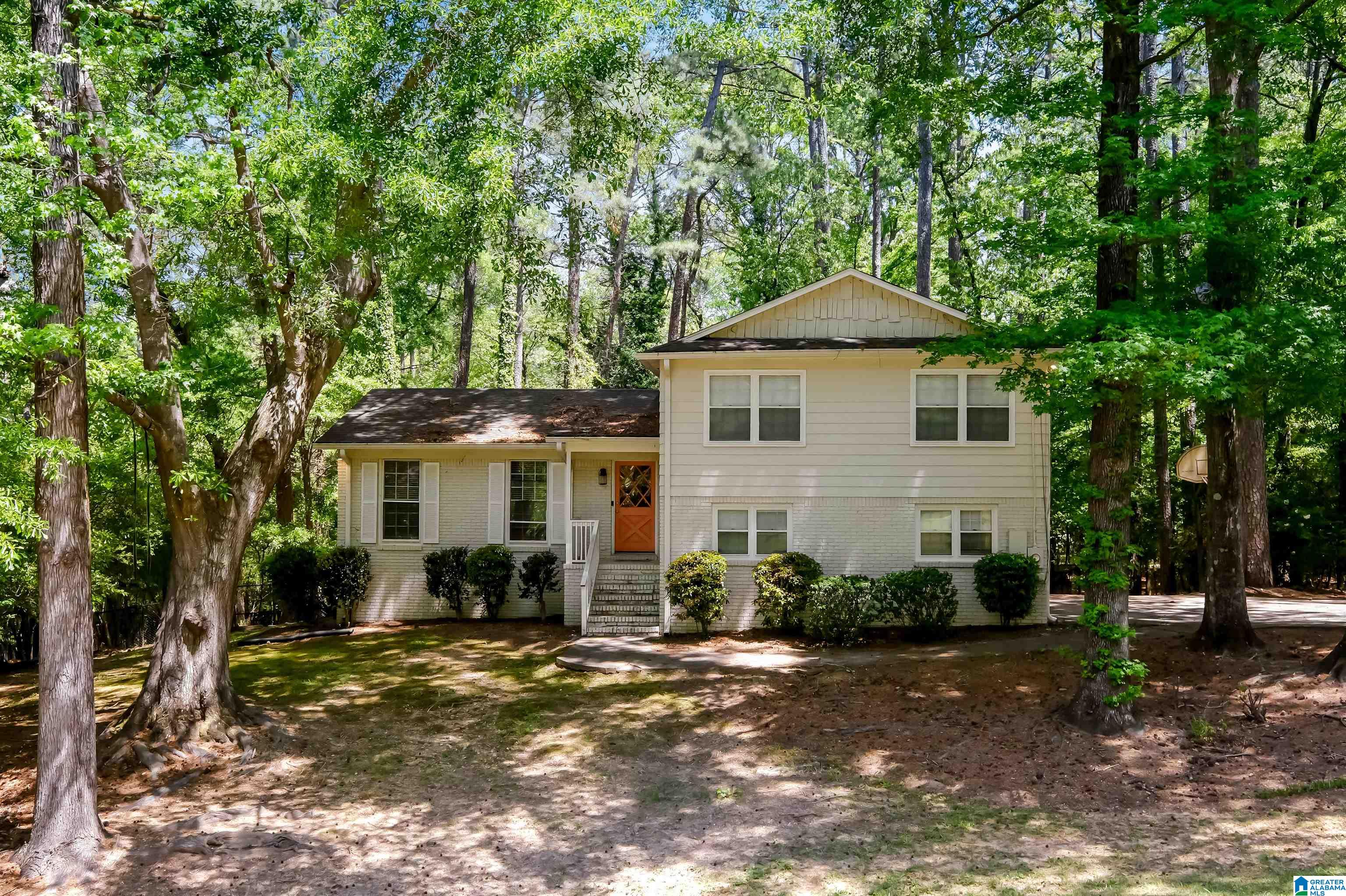 5027 Indian Valley Road Birmingham, AL 35244 - Photo 2 of 39