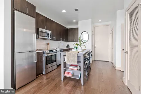 $425,000 | 1500 Pennsylvania Ave. Southeast, Unit 407, Washington, DC 20003