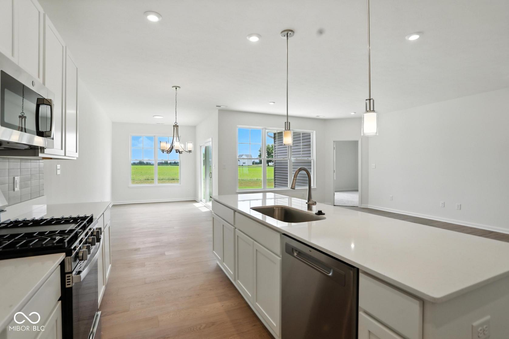 2017 Frost Line Lane Greenfield, IN 46140 - Photo 14 of 34