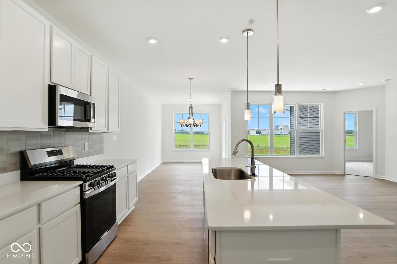 2017 Frost Line Lane Greenfield, IN 46140 - Photo 15 of 34