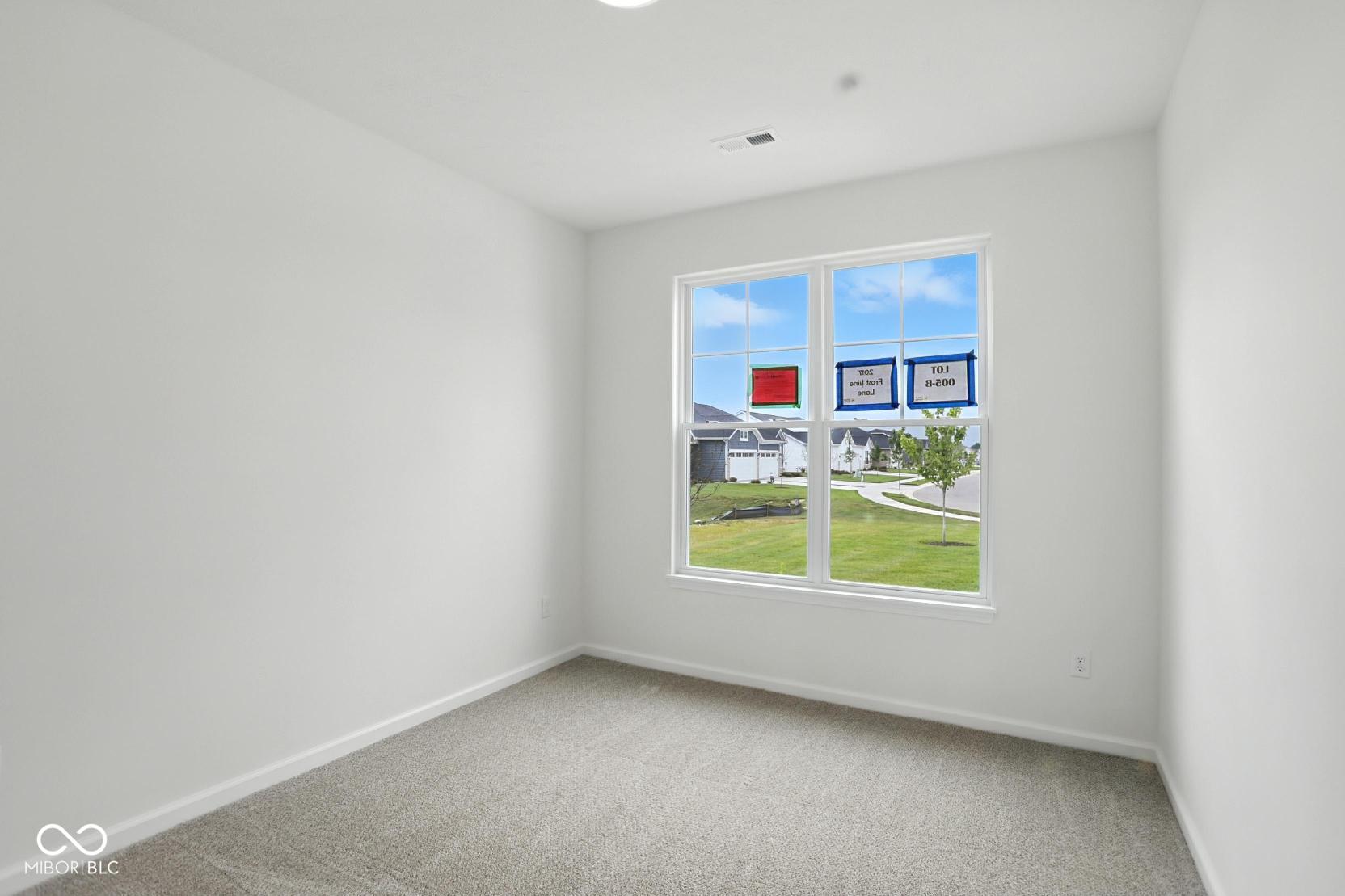 2017 Frost Line Lane Greenfield, IN 46140 - Photo 5 of 34