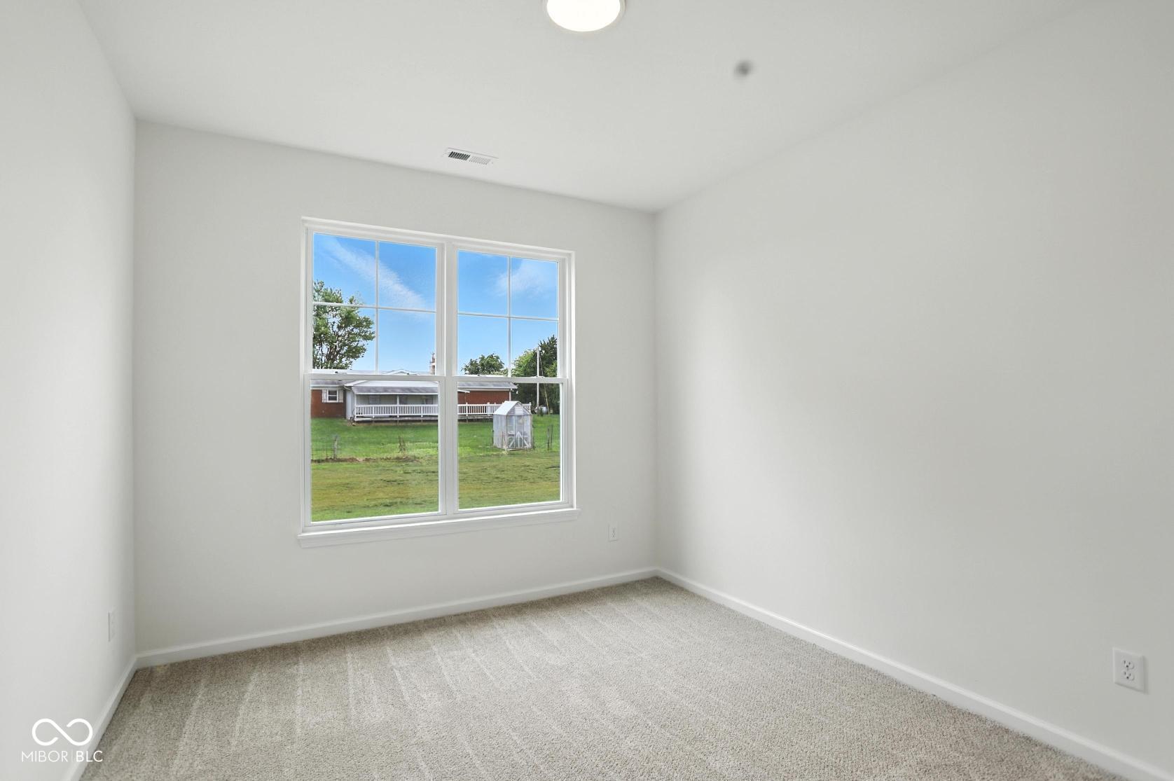 2017 Frost Line Lane Greenfield, IN 46140 - Photo 7 of 34