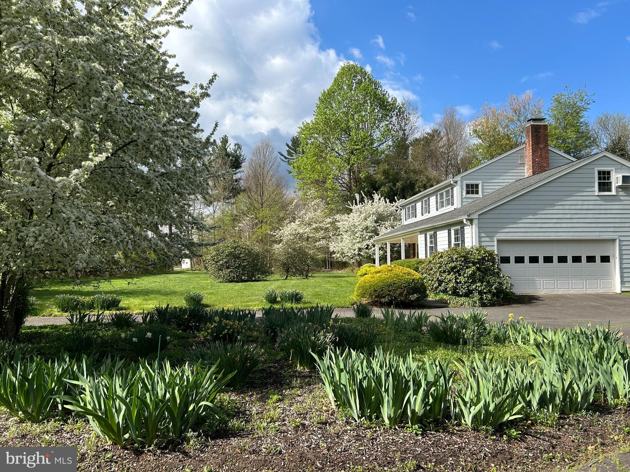 279 Pennington Rocky Hill Road Pennington, NJ 08534 - Photo 2 of 3