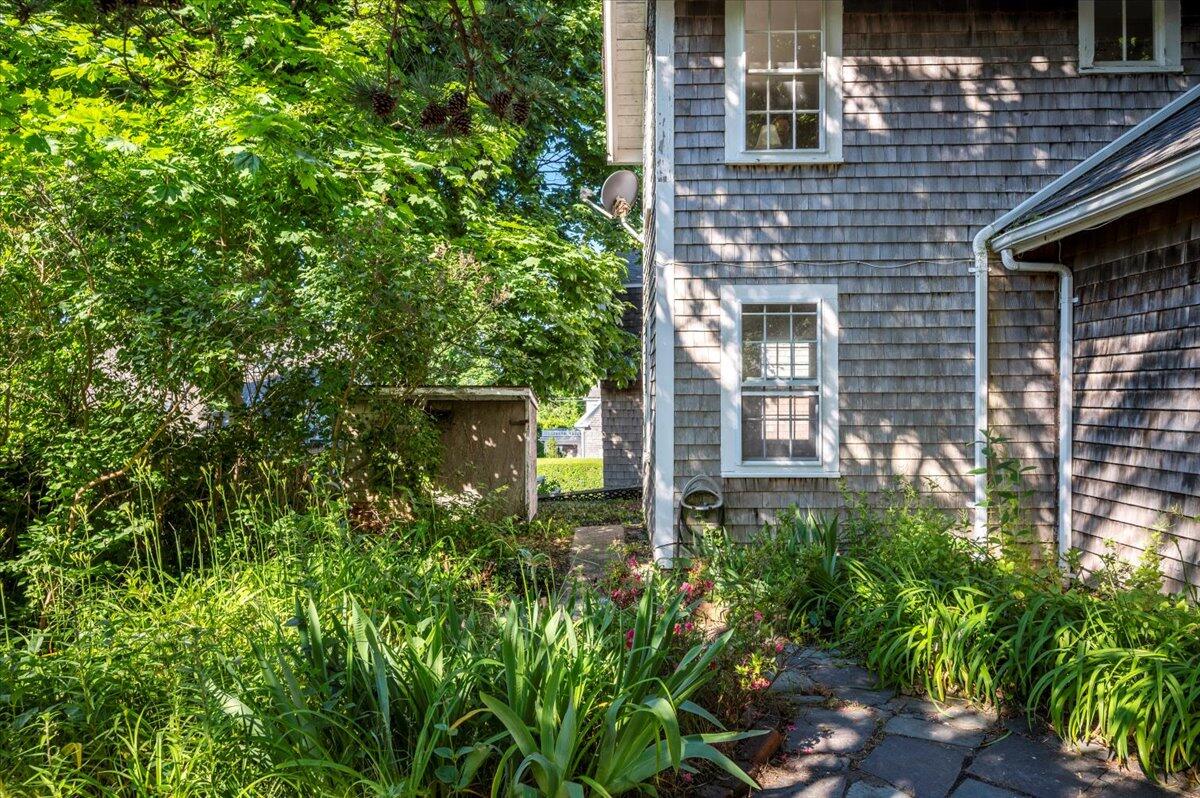 6 Priscilla Alden Road Provincetown, MA 02657 - Photo 9 of 58 front view of a house with a tree