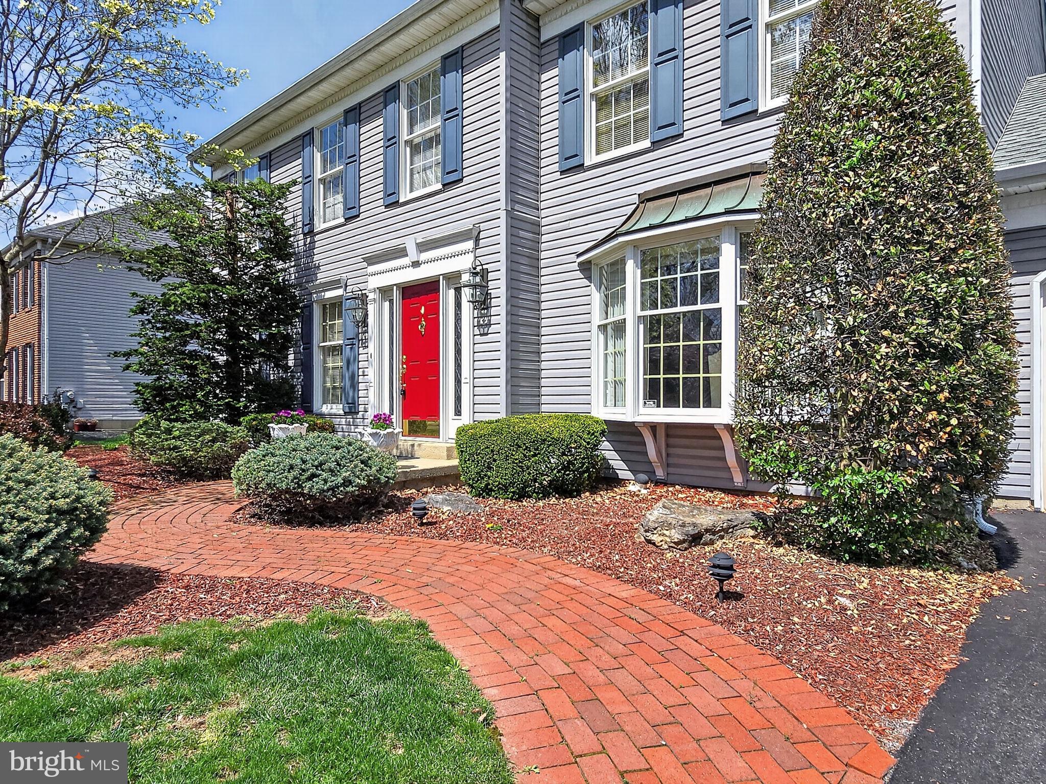 4510 Kathi Drive Bethlehem, PA 18017 - Photo 4 of 50