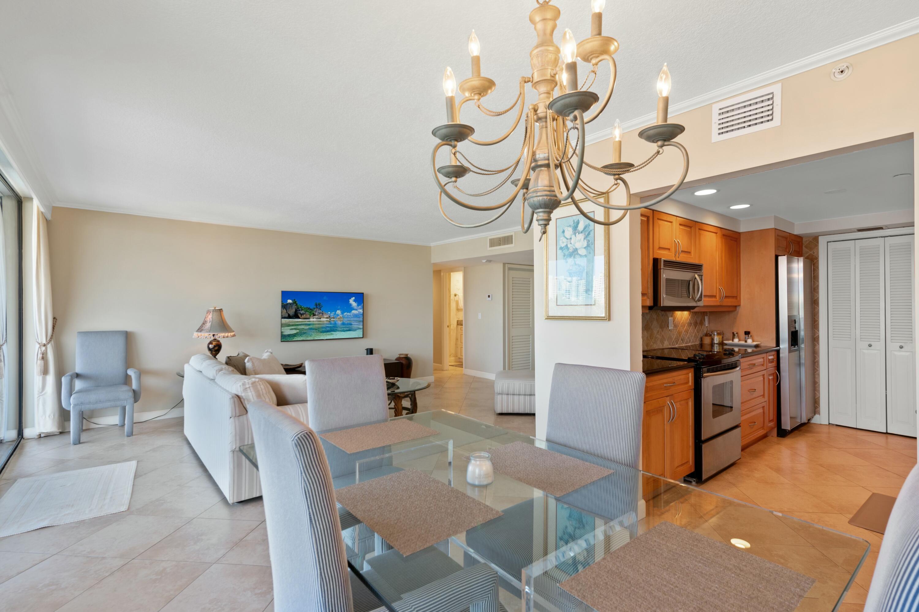 899 Jeffery Street, Unit 310 Boca Raton, FL 33487 - Photo 8 of 50 tempImage7yzoe5