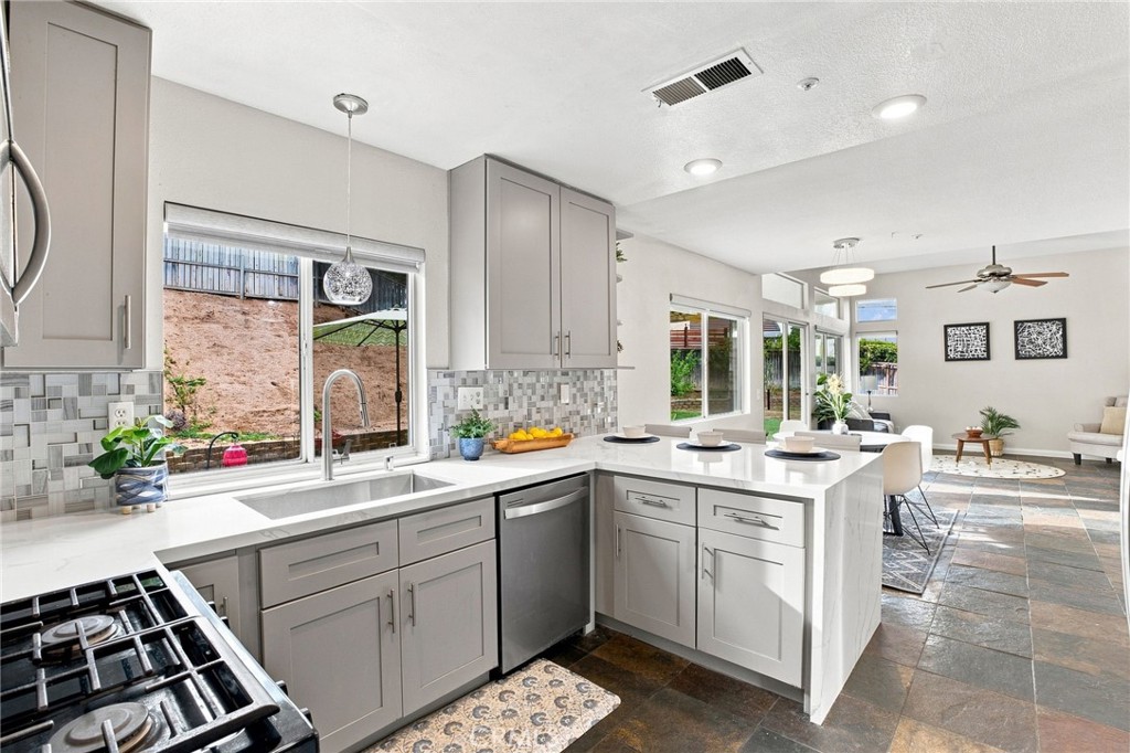 5419 Lauder Court Riverside, CA 92507 - Photo 31 of 66 Gallery Image 31