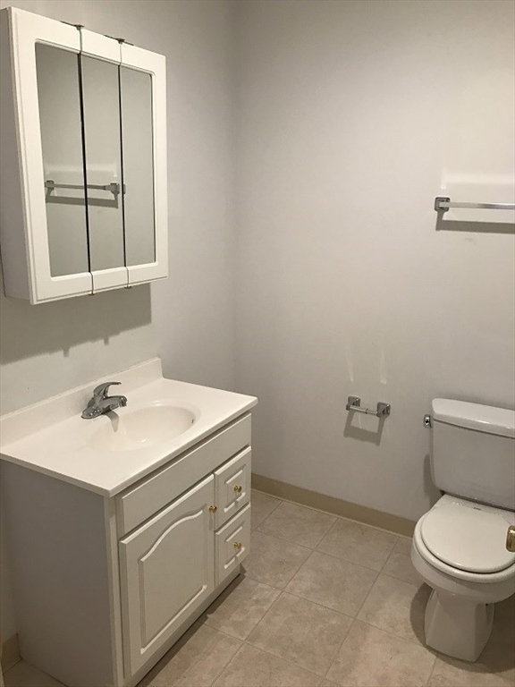 531 Main Street, Unit 203 Worcester, MA 01608 - Photo 3 of 8