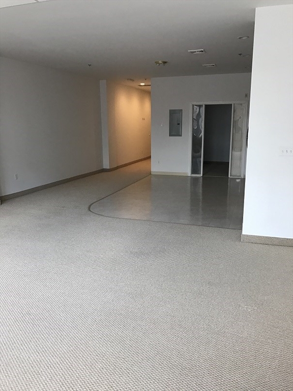 531 Main Street, Unit 203 Worcester, MA 01608 - Photo 7 of 8