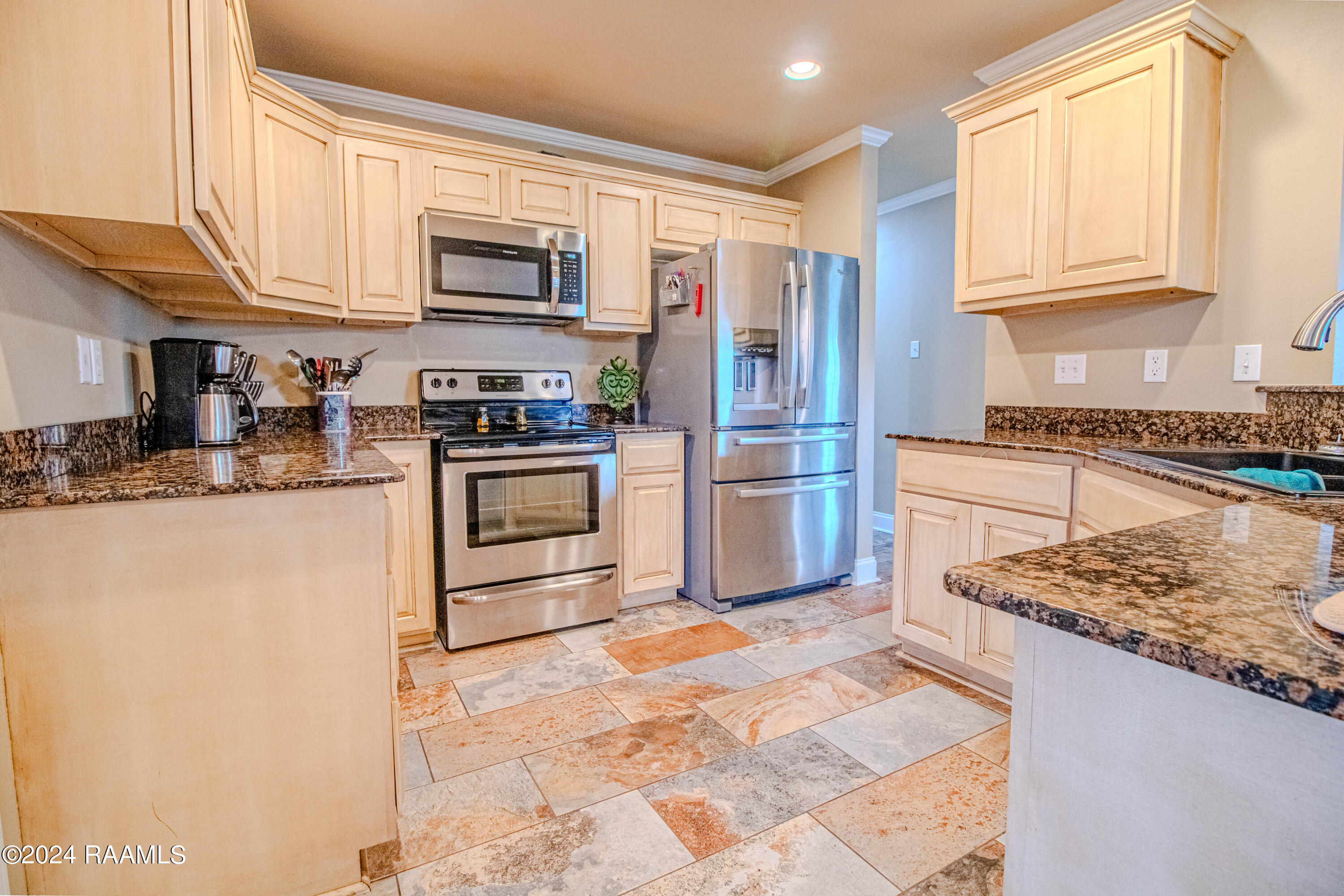 501 Peak Run Youngsville, LA 70592 - Photo 6 of 21 A (14 of 35)