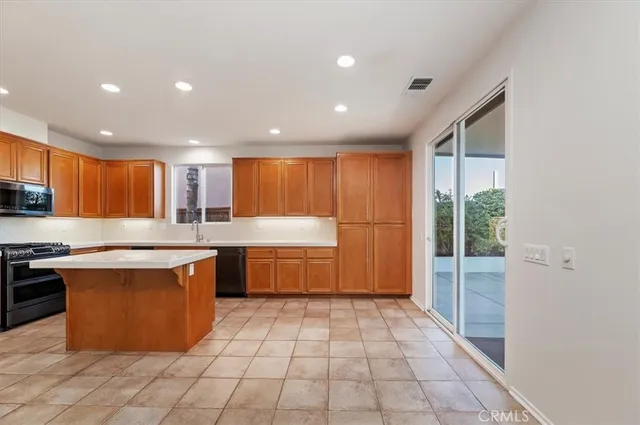 $699,900 | 40355 Miklich Drive, Murrieta, CA 92563