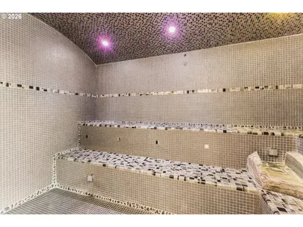 $3,995,000 | 8015 Southeast Evergreen Highway, Vancouver, WA 98664