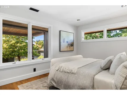 $3,995,000 | 8015 Southeast Evergreen Highway, Vancouver, WA 98664