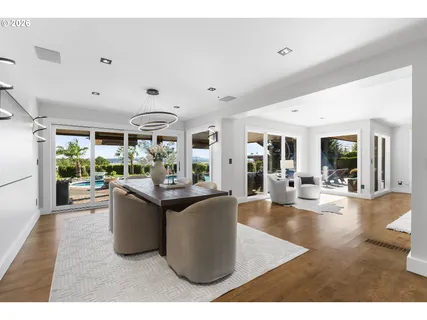 $3,995,000 | 8015 Southeast Evergreen Highway, Vancouver, WA 98664