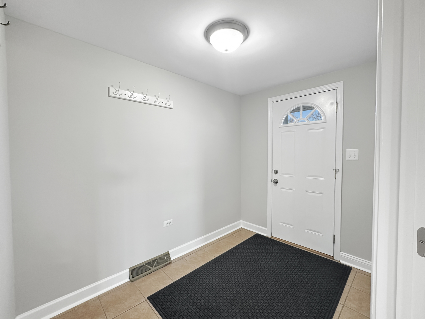 3135 Chicago Road, Unit 2 Steger, IL 60475 - Photo 2 of 14