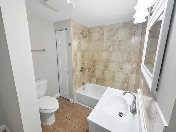 $1,650 | 3135 Chicago Road, Unit 2, Steger, IL 60475