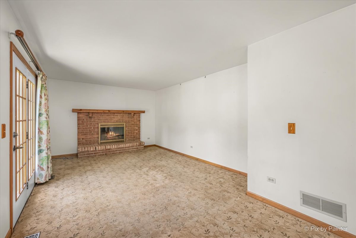 221 Foxmoor Road Fox River Grove, IL 60021 - Photo 23 of 29
